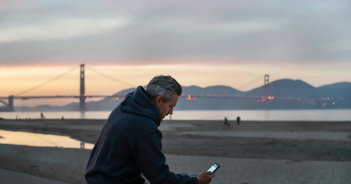 macos 27, golden gate, iphone aynalama, yazılım geliştirme, apple, pencere boyutlandırma
