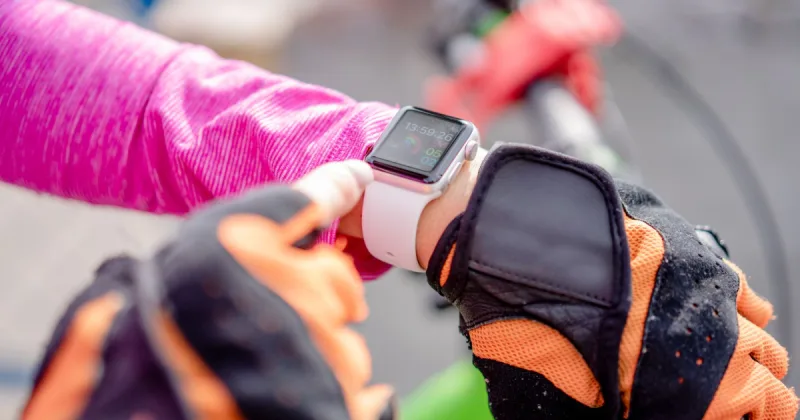 Apple Watch'un watchOS 27'de İletişim Uygulaması Kaldırılıyor
