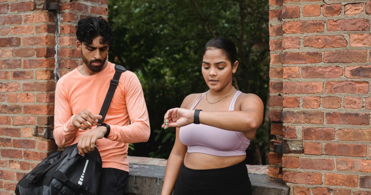 asus vivowatch, akıllı saat, sağlık izleme, yapay zeka, wearable teknoloji, telemedisin