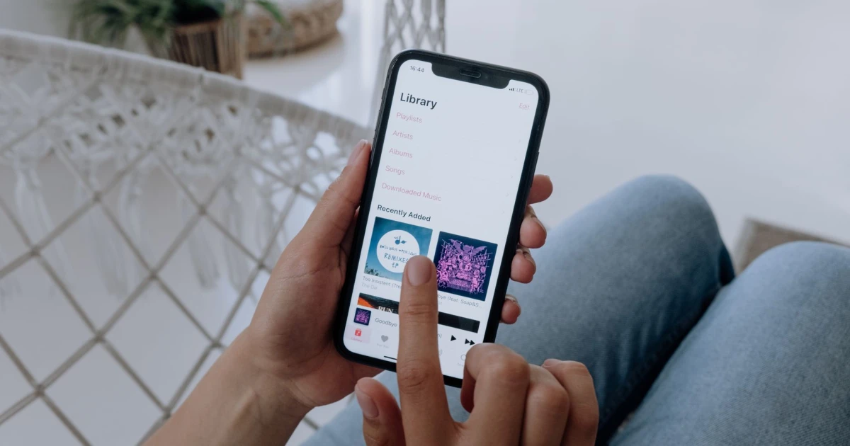 deezer, yapay zeka müzik, spotify, apple music, ai tespit, müzik streaming