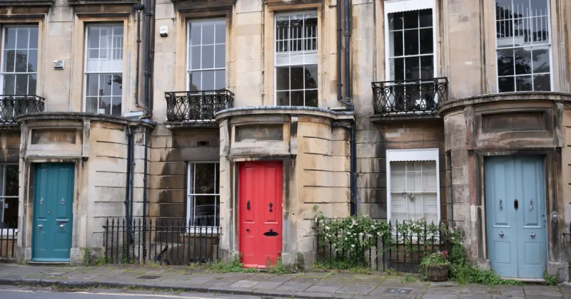 england behind closed doors