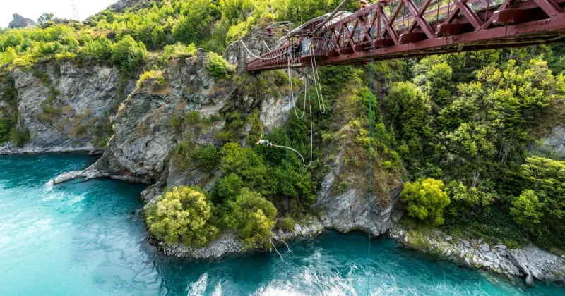 İngiltere - Yeni Zelanda Maçında Form Durumu ve Kadro Kararları Odak Noktası Olacak