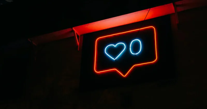 Instagram profil fotoğraflarını yeniden sıralamaya izin veriyor
