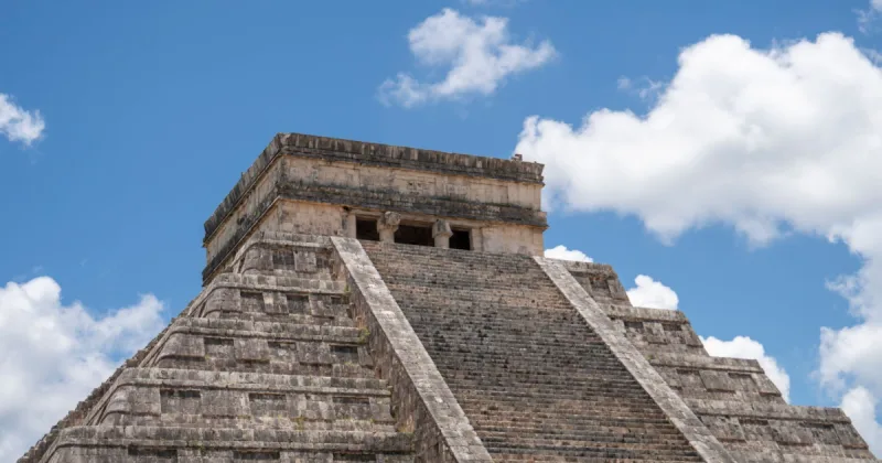 Ancient Maya astronomer mathematician identified for the first time in Guatemalan ruins