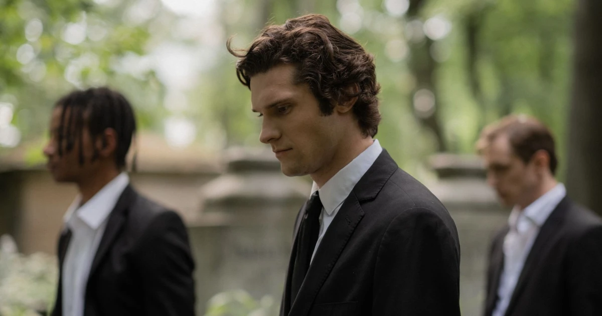 callum turner