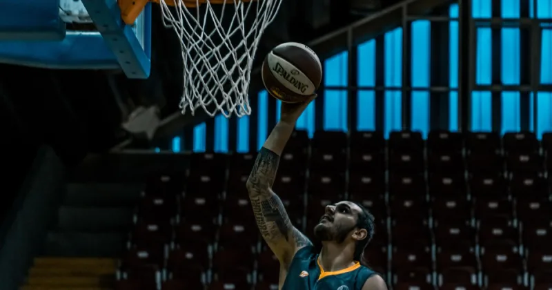 FIBA Basketbol Kurallarını Değiştirdi: Teknik Faullerden Şut Hareketine Kadar Yenilikler Geldi