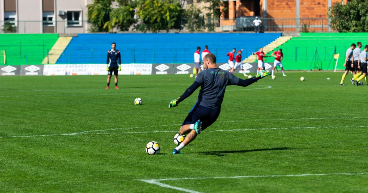 lucas digne