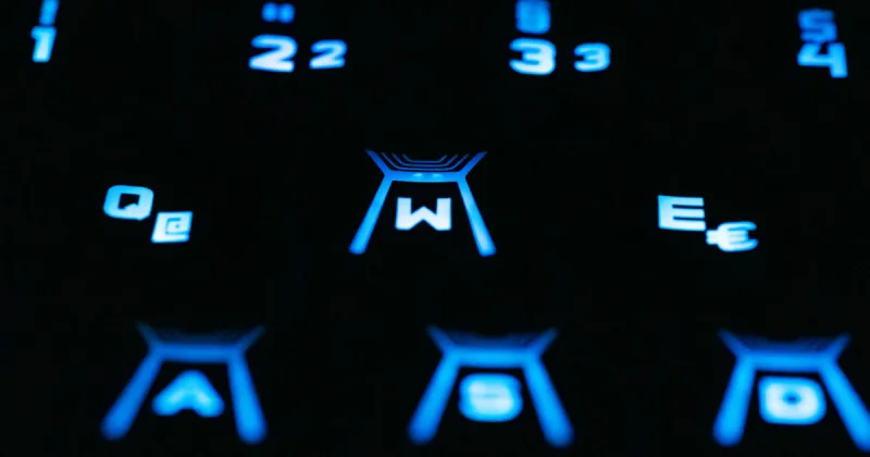 Corsair oyuncu aksesuarlarına kontrol düğmesi ve uzun pil ömrü özelliği ekledi